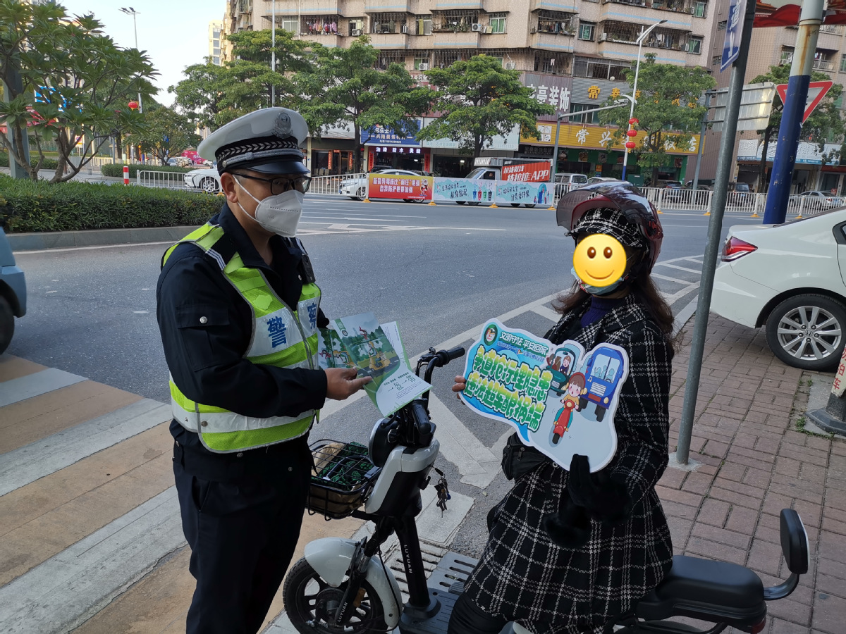 1月1日起，东莞交警对无牌上路电动自行车展开查处！